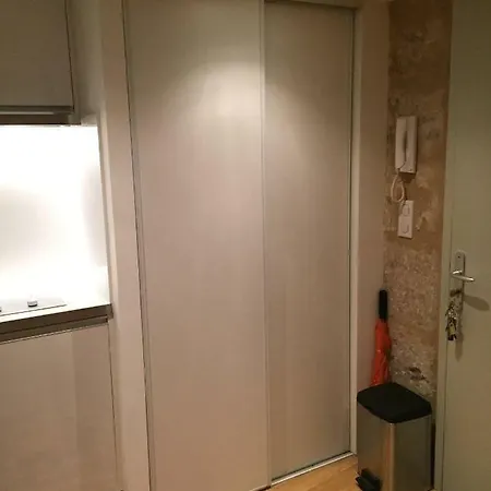 Bijou In Apartment *